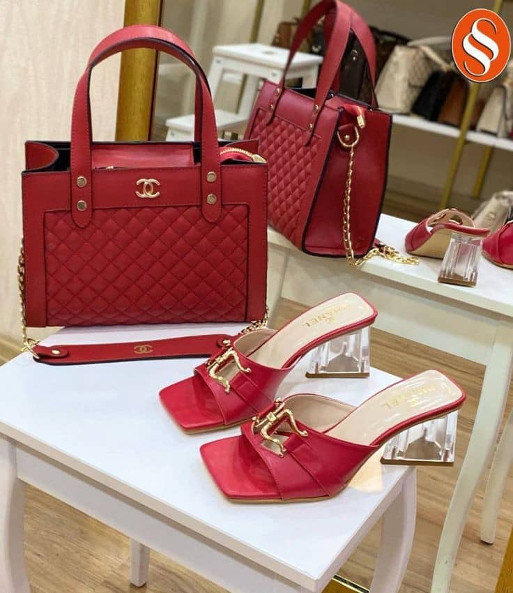 Harmony of Style: Match our Elegant Handbag with a Pair of Refined Women's Shoes