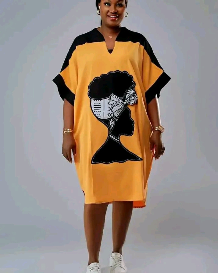 Robe Femme avec Dessin Artistique Africain - Élégance et Culture